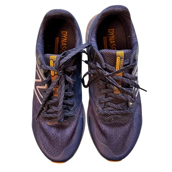 Men’s New Balance Sneakers - Picture 6 of 10